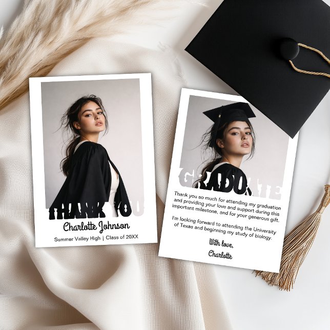 Tarjeta de agradecimiento de tipografía de graduac (Subido por el creador)