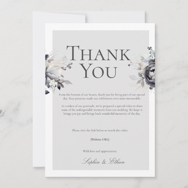 Tarjeta de agradecimiento digital floral simple en (Anverso)