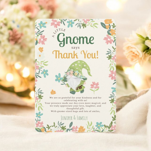 Tarjeta De Agradecimiento Diversión de Cute Whimsical Floral Gnome Primer Cu (Cute Fun Whimsical Floral Gnome First Birthday Thank You Card)