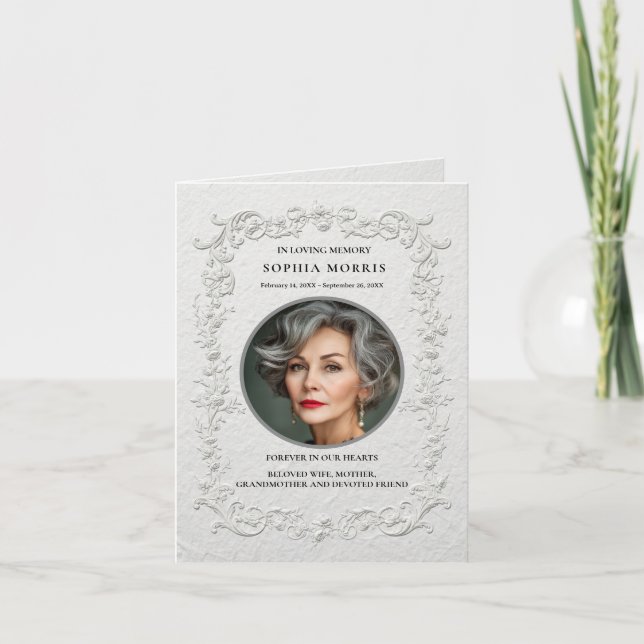 Tarjeta de agradecimiento doblada con flores en re (Anverso)