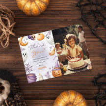 Dos pequeños espeluznantes Boo Halloween segundo c