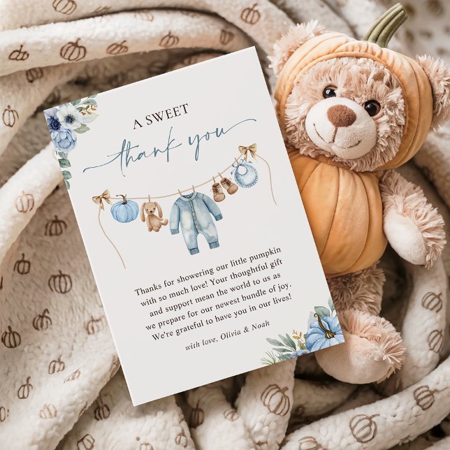 Tarjeta De Agradecimiento Dulce bebé de otoño con flores azules Baby Shower  (Subido por el creador)