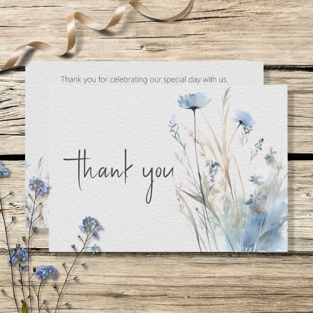 Tarjeta De Agradecimiento Dusty Blue Meadow Wildflowers Boda moderna (Subido por el creador)