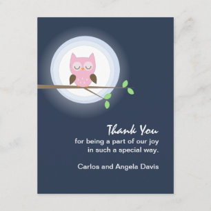 Tarjeta De Agradecimiento El búho lindo rosado en claro de luna le agradece
