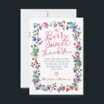 Tarjeta De Agradecimiento El rústico Boho Berry Summer 40th Birthday Flat<br><div class="desc">Justo a tiempo para el verano de 2024, nuestra nueva colección Summer Berry Bliss. Americana roja, blanca y azul se encuentra con la Moda Boho. Fresas, frambuesas y arándanos sobre un fondo blanco crean un ambiente patriótico en este marco botánico de berry. Un Berry Sweet Thank You (Gracias Berry) escrito...</div>