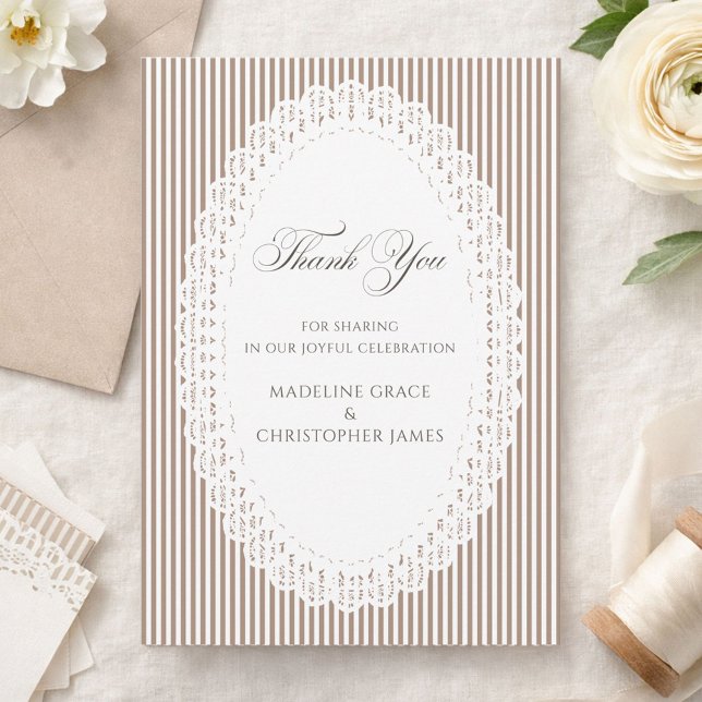 Tarjeta De Agradecimiento Elegant Brown Stripe Lace Doily Wedding Thank You (Subido por el creador)