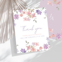 Elegante boda de lavanda rosa caprichosa y flores