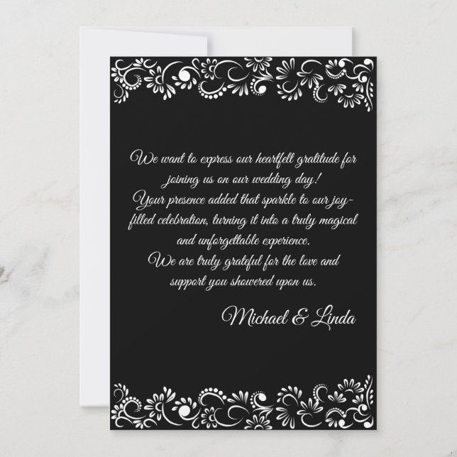 Tarjeta De Agradecimiento Elegante boda floral blanco y negro (Reverso)