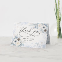 Elegante Boda Floral de Invierno en Azul Polvorien