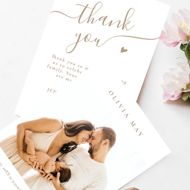 Tarjeta De Agradecimiento Elegante caligrafía beige Gracias Baby Shower (Subido por el creador)