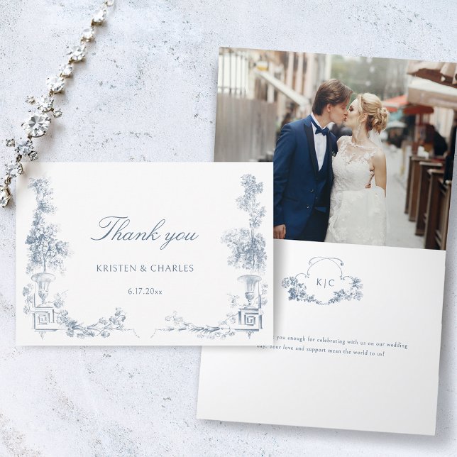 Tarjeta De Agradecimiento Elegante Classic Dusty Blue Floral Francesa (Subido por el creador)