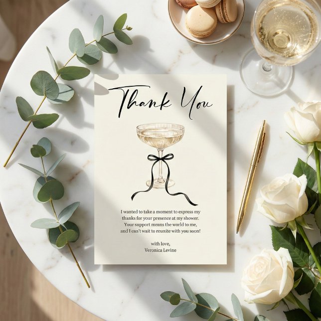 Tarjeta De Agradecimiento Elegante Copa de Champagne con Lazo Negro para Bri (Coquette Bridal Shower Thank You Card)