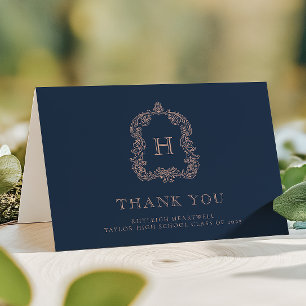 Tarjeta De Agradecimiento Elegante Cresta de Monograma Azul Marino Rosa Grad