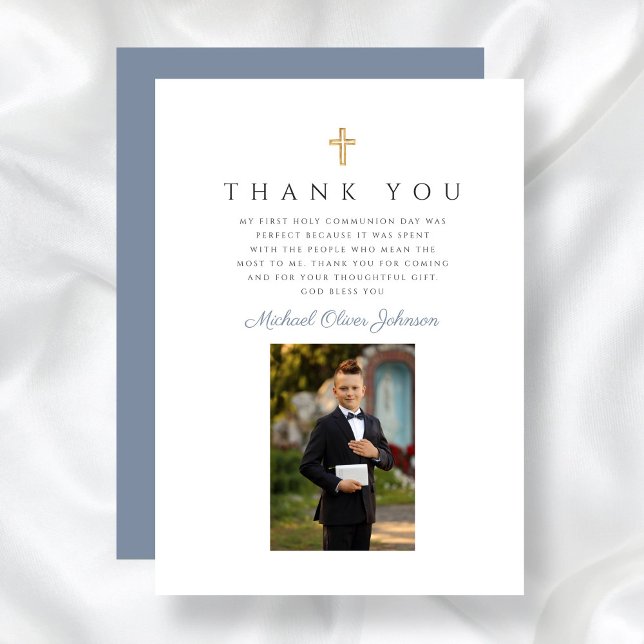 Tarjeta De Agradecimiento Elegante cruz azul turquesa primera comunión (Elegant Dusty Blue Cross Boy First Communion Thank You Card)