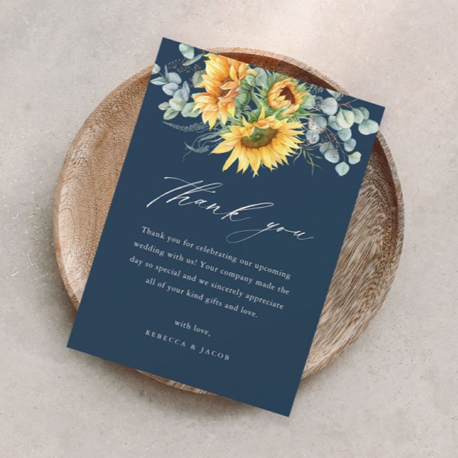 Tarjeta De Agradecimiento Elegante ducha de novia de girasol rústico (Elegant sunflower eucalyptus bridal shower thank you card with modern handwritten script.)