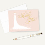Tarjeta De Agradecimiento Elegante ducha de novias Rubor y Boda de oro<br><div class="desc">Elegante ducha de novia o tarjetas de boda de notas "Gracias" para el elegante noviazgo-por-venir cuenta con un adornado tipo de letra de caligrafía y vestido de boda. Los detalles del desplazamiento florecen, flor y mariposa acentúan el vestido etéreo. El formato de tarjeta doblada incluye espacio en el interior para...</div>