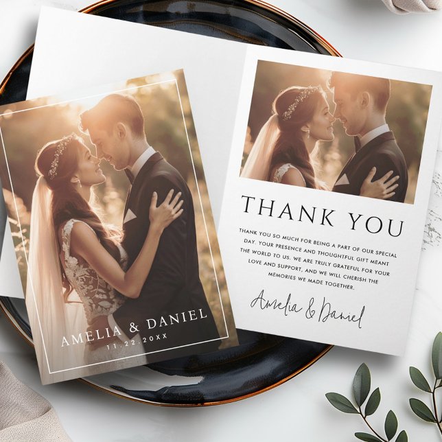 Tarjeta De Agradecimiento Elegante foto clásica boda fecha plegada (Elegant classic wedding photo date folded thank you card)