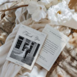 Tarjeta De Agradecimiento Elegante foto de Boda blanco y negro de época<br><div class="desc">Capitalice el estilo de su gratitud con la tarjeta de agradecimiento de Boda blanco y negro elegante de la colección MIA. Esta carta clásica captura la belleza de sus momentos inolvidables, permitiéndole expresar su agradecimiento con estilo. Personalízalo con una preciada foto boda, agregando un toque de sentimentalidad a tu gesto...</div>