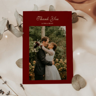 Tarjeta De Agradecimiento Elegante Foto de Boda en Rojo Vino con Letra Scrip