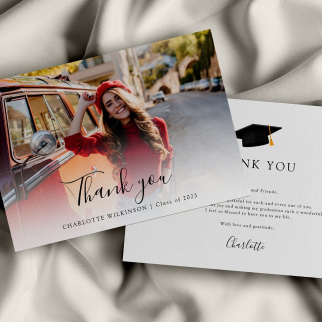 Tarjeta De Agradecimiento Elegante Graduación de Guión de Foto Graduada 2025 (Graduation Elegant Photo Script Thank You Card)