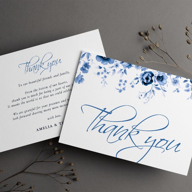 Tarjeta De Agradecimiento Elegante guión Boda de tela floral azul francés (Subido por el creador)