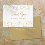 Tarjeta De Agradecimiento Elegante Script Gracias Moda Confetti De Polvo Oro<br><div class="desc">Con elegante confeti dorado enmarcando tu mensaje de agradecimiento en una elegante tipografía de oro. Puede personalizar con su propio mensaje de agradecimiento y nombres,  y el mensaje en el reverso o borrar el texto si lo prefiere. ¡Una manera perfecta de agradecerte! Diseñado por Thisisnotme©</div>