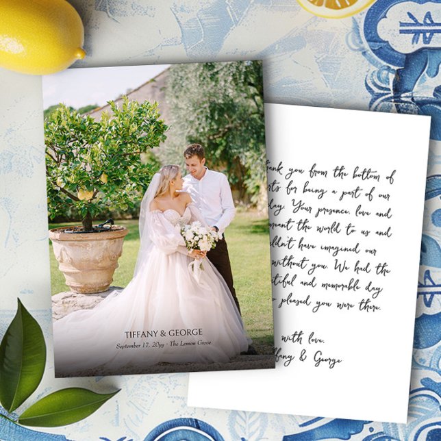 Tarjeta de agradecimiento escrita a mano con foto  (Handwritten print thank you card with wedding photo by Darling & May)