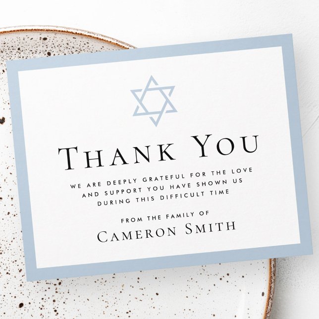 Tarjeta De Agradecimiento Estrella de la polvorienta simpatía en el funeral  (Star of David dusty blue border funeral sympathy Thank You Card)