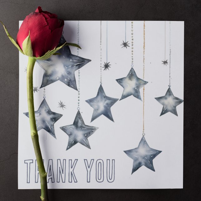 Tarjeta De Agradecimiento Estrellas de plata brillantes sobre cuerdas (Hanging silver stars on a customizable thank you card for any occasion. )