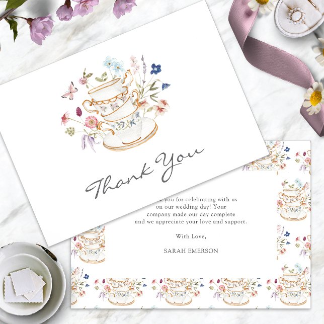 Tarjeta De Agradecimiento Festejo de Despedida de Soltera al Estilo Tea Part (Floral Tea Party Bridal Shower Thank You Card with Butterfly by Painted Paperie
)
