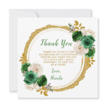 Fiesta de cumpleaños con flores elegantes de color