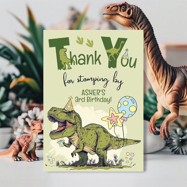 Tarjeta De Agradecimiento Fiesta de Cumpleaños del Cute TRex Dinosaurio Tres (Funny custom name Three-Rex Dinosaur Jurassic green Dino 3rd birthday party thank you stomping card)