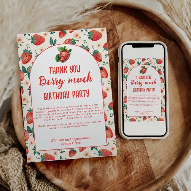 Tarjeta De Agradecimiento Fiesta de cumpleaños número 1 de la primera fresa  (Subido por el creador)