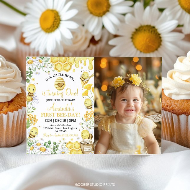 Tarjeta De Agradecimiento First Bee Day Floral Honey Bee Birthday Invitation (Subido por el creador)