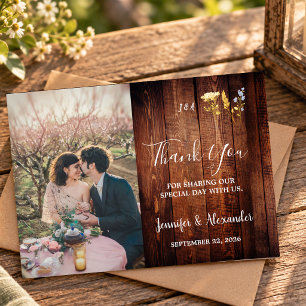 Tarjeta De Agradecimiento Flores de acuarela rústica monograma foto boda