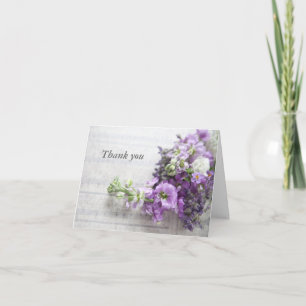 Tarjeta De Agradecimiento flores de color lavanda en la música antigua graci