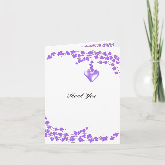 Tarjeta De Agradecimiento Flores Moradas con Corazón Gracias (Anverso)