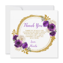 Flores moradas y doradas elegantes dulces dieciséi