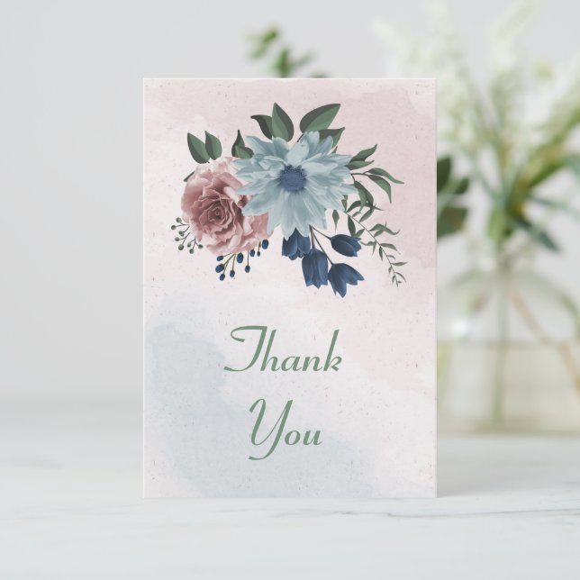 Tarjeta De Agradecimiento flores rosas, polvorientas azules y azul marino (Anverso de pie)
