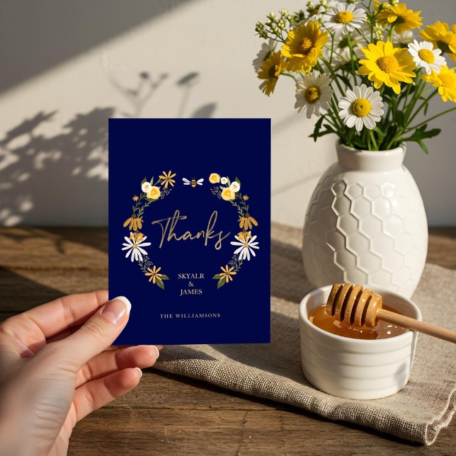 Tarjeta De Agradecimiento Flores salvajes y flores de miel de abeja (Wildflowers & Honey Bee Floral Wreath Thank You)