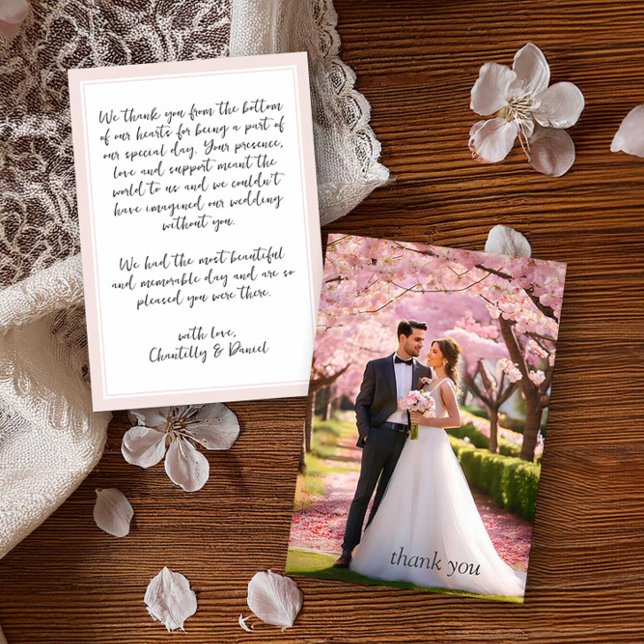 Tarjeta De Agradecimiento Foto boda rosa y blanco (Wedding photo handwritten typography thank you card by Darling & May)