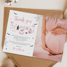Foto de baby shower con fantasmas de Halloween en