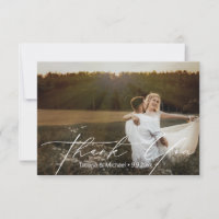 Foto de boda con letra manuscrita romántica