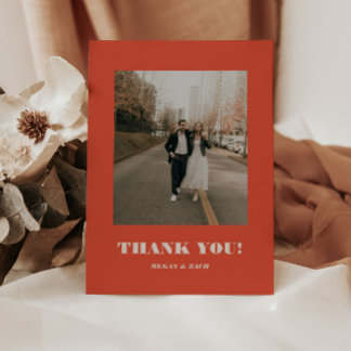Tarjeta De Agradecimiento Foto de boda con tipografía negrita Retro Rojo y B