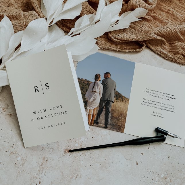 Tarjeta De Agradecimiento Foto de Boda de monograma clásico negro y crudo (Subido por el creador)