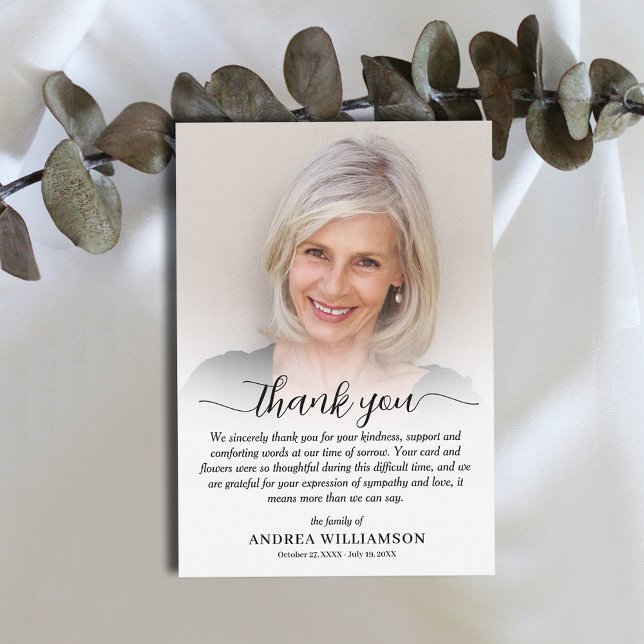 Tarjeta De Agradecimiento Foto de Celebración de la Vida (Simple funeral flat thank you notes, photo, name, dates and thank you message on the front)