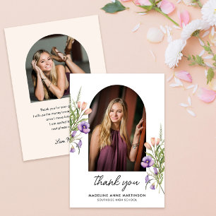 Tarjeta De Agradecimiento Foto de graduado con arco de flores silvestres