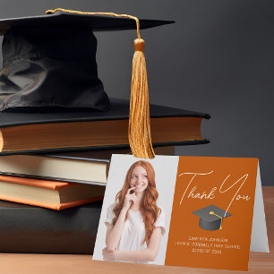 Tarjeta De Agradecimiento Foto de graduado de naranja moderna personalizada 
