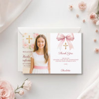 Foto de niña con lazo rosa Confirmación