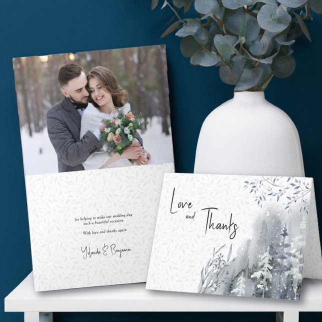 Tarjeta De Agradecimiento Foto de Personalizado de bosque de nieve de Boda d (Wedding photo thank you card from the Snow Forest wedding collection by Darling & May)